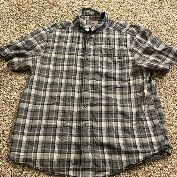 5.11 Tactical button up tee - Picture 1 of 2